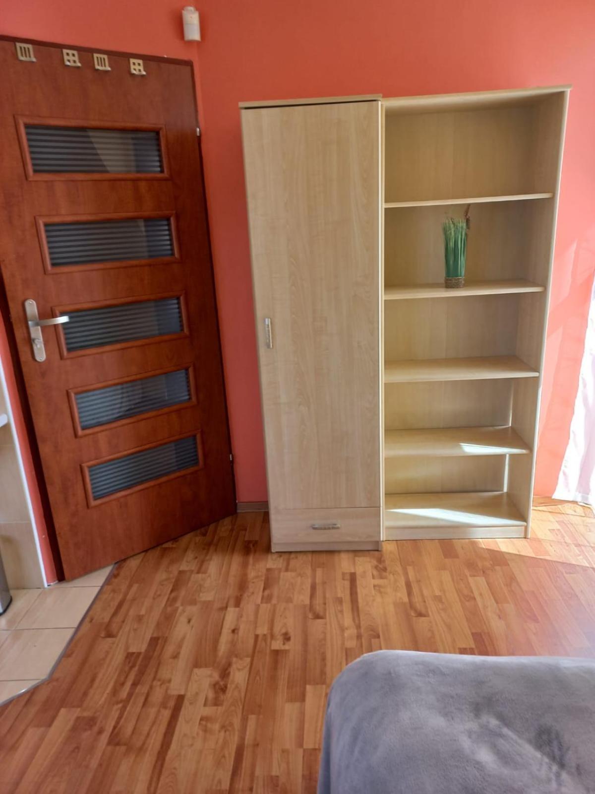 Apartamenty Junona Nad Morzem, W Domu Z Ogrodem, Obok Stegna I Jantar Junoszyno Luaran gambar